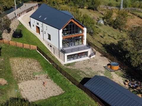 Property building, Natural landscape, Garden view