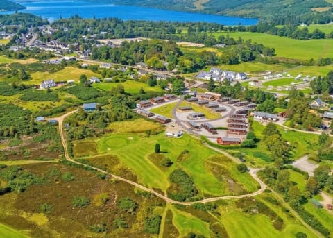 Property building, Natural landscape, Lake view, Area and facilities