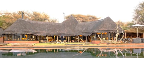 Property building, Restaurant/places to eat