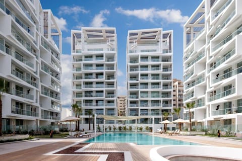 Summer, Swimming pool