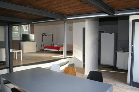 Living room, Photo of the whole room