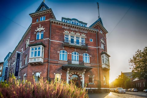 Property building, Sunset