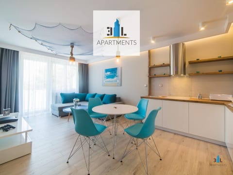 TV and multimedia, Kitchen or kitchenette, Living room