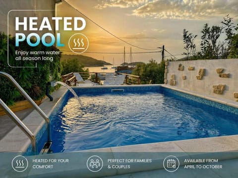 Beach, Beach, Pool view, Swimming pool, sunbed, sunbed