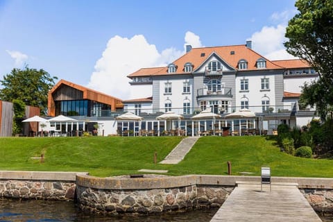 Property building, Garden view