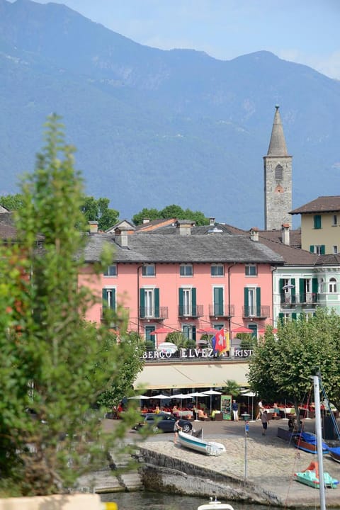 Property building, Natural landscape, Mountain view