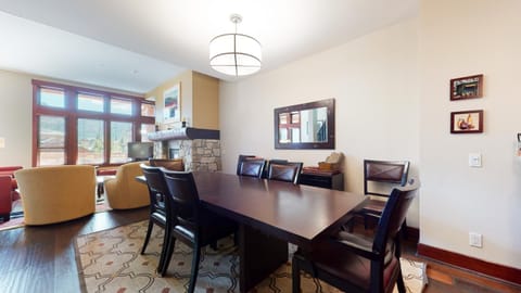 Juniper Crest 1 Apartment House in Mammoth Lakes