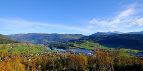 View (from property/room), Lake view, Mountain view