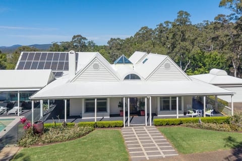 Property building, Garden