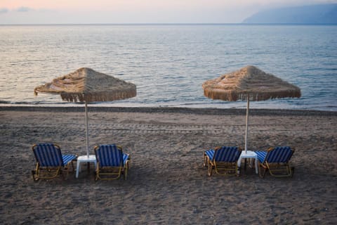 Mesogios Beach Apartment in Crete