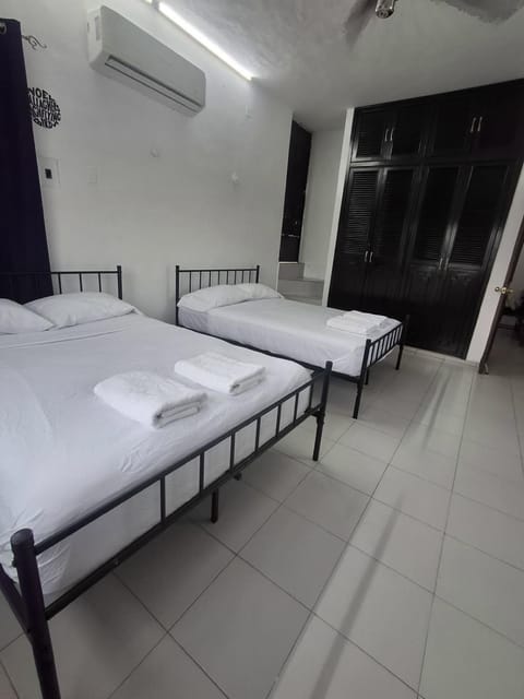 Bed, Photo of the whole room, Bedroom, air conditioner