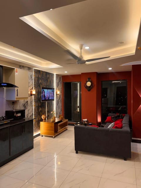 Communal lounge/ TV room, Seating area, Evening entertainment