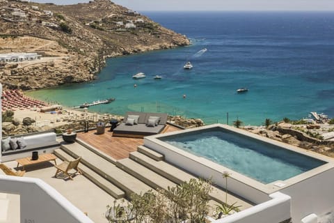 Day, Natural landscape, Beach, Pool view, Sea view, Swimming pool, sunbed