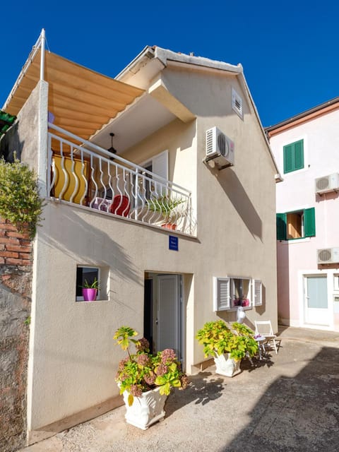 Apartment Oaza Apartment in Vrboska