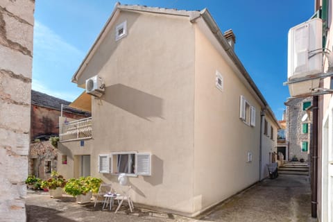 Apartment Oaza Apartment in Vrboska