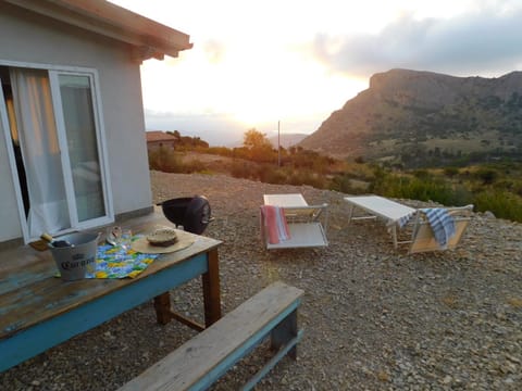 Patio, Day, Natural landscape, View (from property/room), Balcony/Terrace, Dining area, Mountain view, sunbed