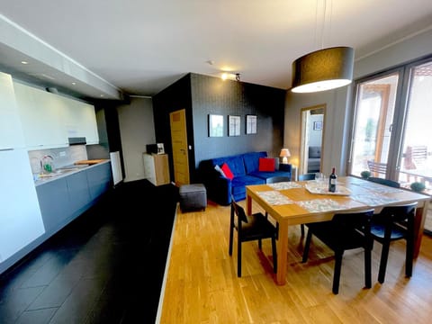 APARTAMENT z 3 SYPIALNIAMI PRZY PLAŻY Apartment in West Pomeranian Voivodeship, Poland