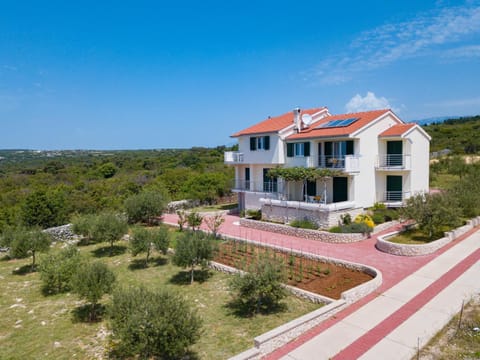 Agata Apartments Apartment in Novalja