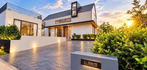 Property building, Garden