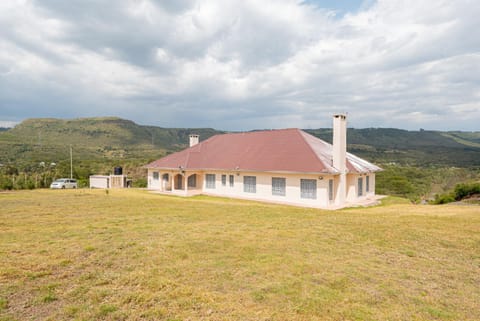 Property building, Landmark view, Mountain view