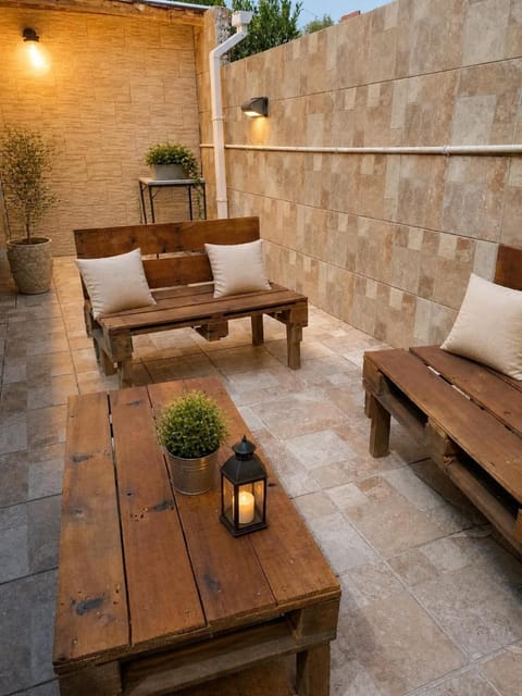Patio, Seating area