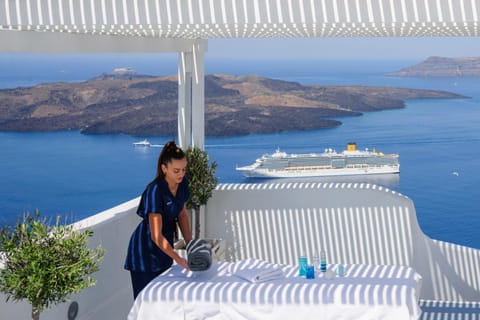 Property building, People, Massage, Massage, Balcony/Terrace, Sea view