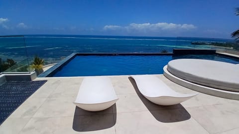 Patio, Day, Natural landscape, View (from property/room), Balcony/Terrace, Pool view, Sea view, Swimming pool, sunbed
