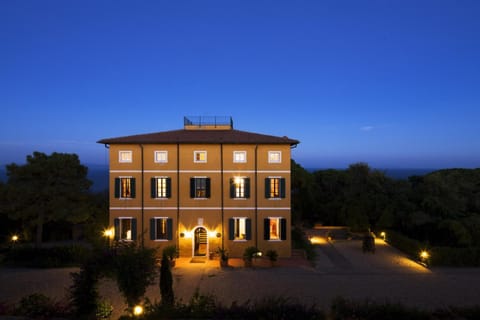 Property building, Sunset