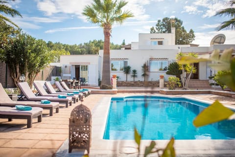 Property building, Garden view, Pool view, Swimming pool, Swimming pool