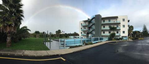 Facade/entrance, Off site, Natural landscape, Winter, Garden, Other, Garden view, Pool view, Swimming pool
