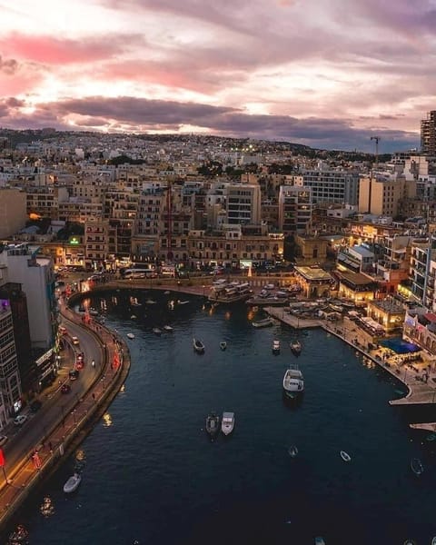 Bird's eye view, City view, Landmark view, Sunrise