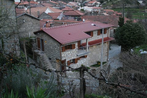 Neighbourhood, Natural landscape, Landmark view, Mountain view, Street view