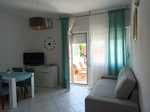 Apartments Villa Matijas Apartment in Šibenik-Knin County, Croatia