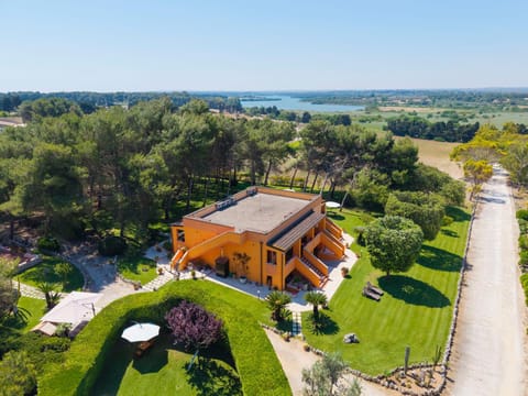 Property building, Day, Natural landscape, Bird's eye view, Garden, Garden view, Lake view, Lake view