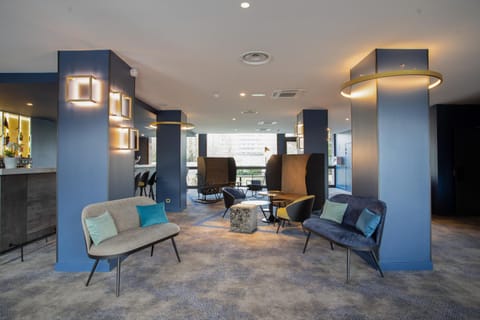 Lobby or reception, Internal: Not applicable to any particular room