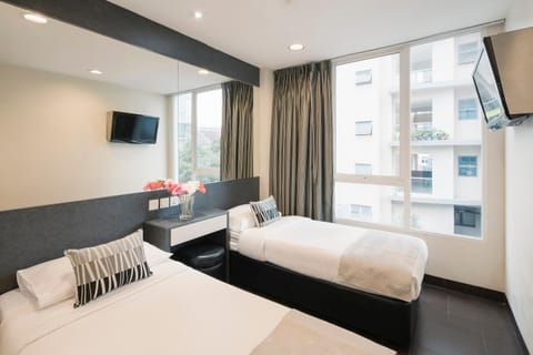 View (from property/room), Photo of the whole room, Decorative detail, City view