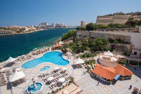 Pool view, Sea view