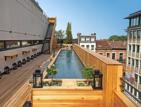 View (from property/room), Balcony/Terrace, Swimming pool