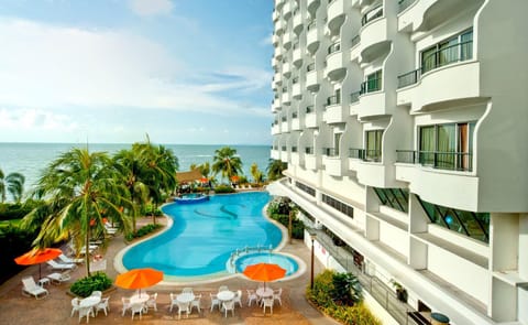 Facade/entrance, Swimming pool, Swimming pool