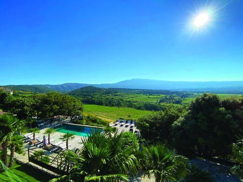Nearby landmark, Mountain view, Swimming pool