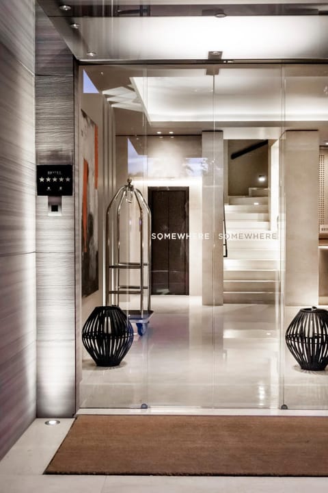 Facade/entrance, Property logo or sign