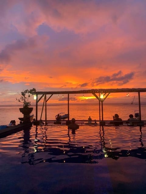 Linda Beach Hotel Campground/ 
RV Resort in Nusapenida