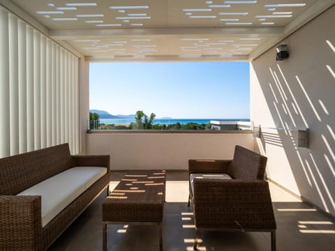 View (from property/room), Balcony/Terrace, Sea view