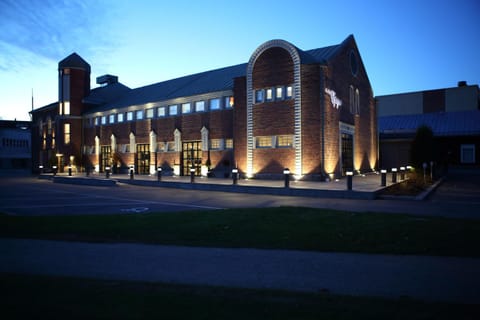 Property building, Facade/entrance