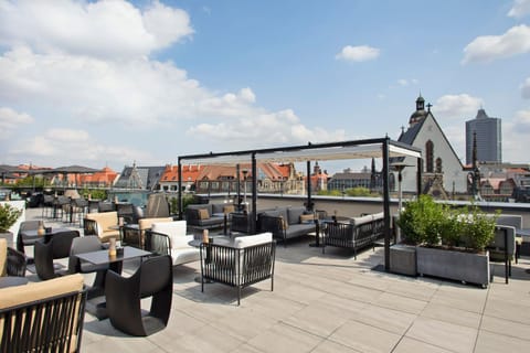 View (from property/room), Balcony/Terrace, Lounge or bar, Dining area