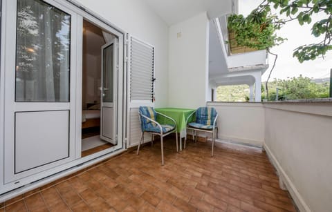 Guest House Biserka 3129 Bed and Breakfast in Lika-Senj County