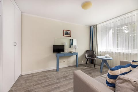 Living room, Photo of the whole room