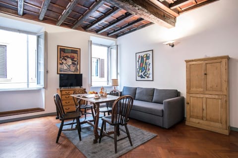 Living room, Dining area, heating, air conditioner