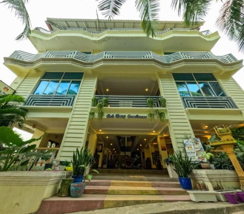 Property building, Facade/entrance, Day, View (from property/room), Balcony/Terrace