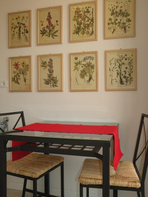 Decorative detail, Dining area